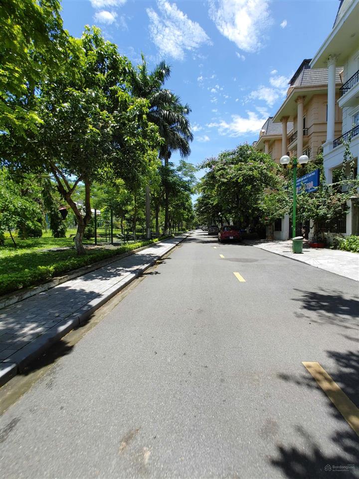 Bán biệt thự lideco hoài đức 222m2 giá 2x tỷ