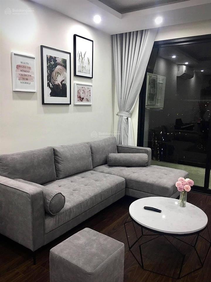Chính chủ bán căn 69m2 ngủ ban công đông nam cực đẹp view thoáng vĩnh viễn, căn hoa hậu cần bán