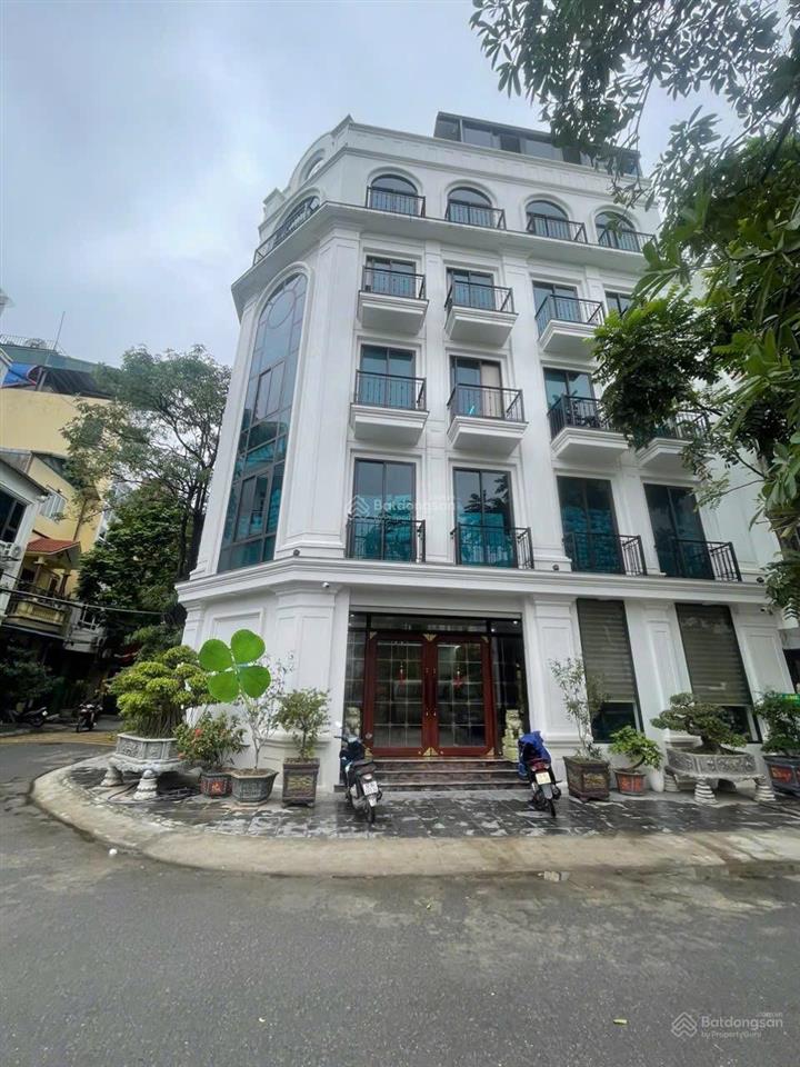 Bán nhà chính chủ, 140m², căn góc, 7 tầng có thang máy.