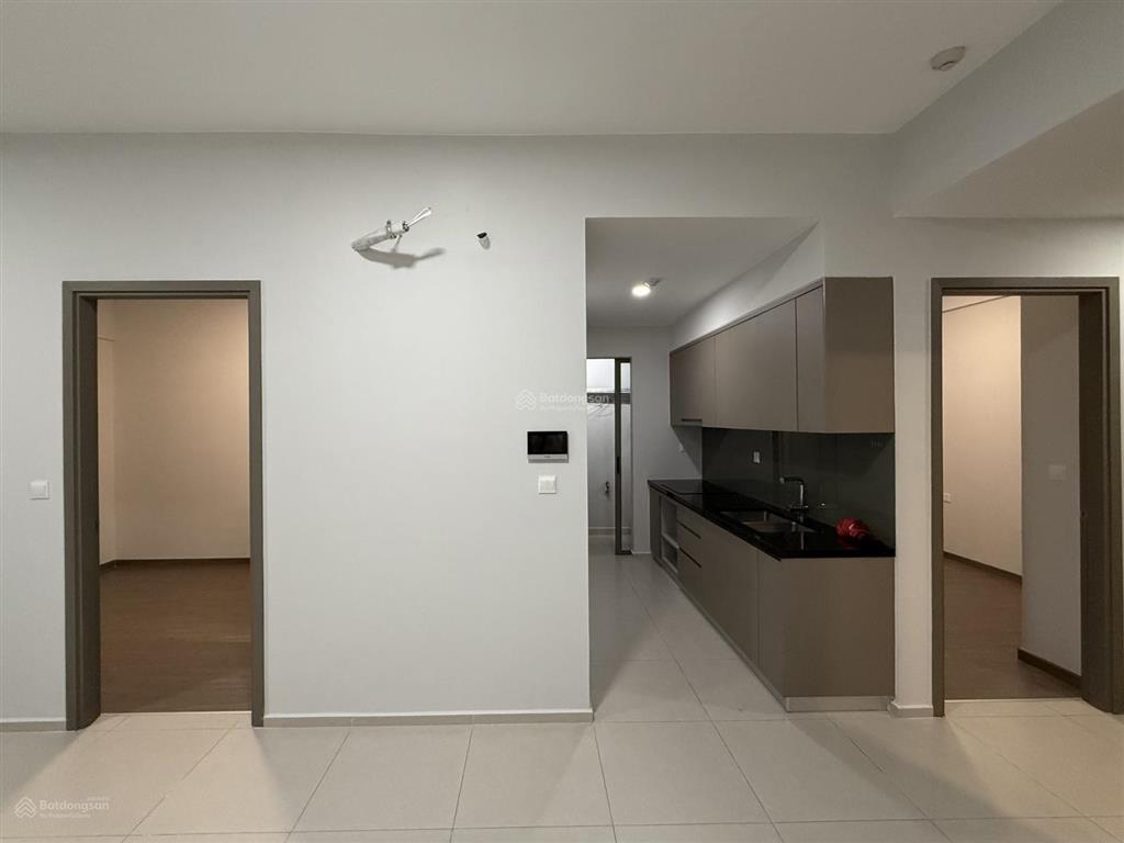 Bán gấp sổ sẵn westgate 2pn 60m2, giá 2,65 tỷ full 102%, view ngoại khu, giá tốt dự án
