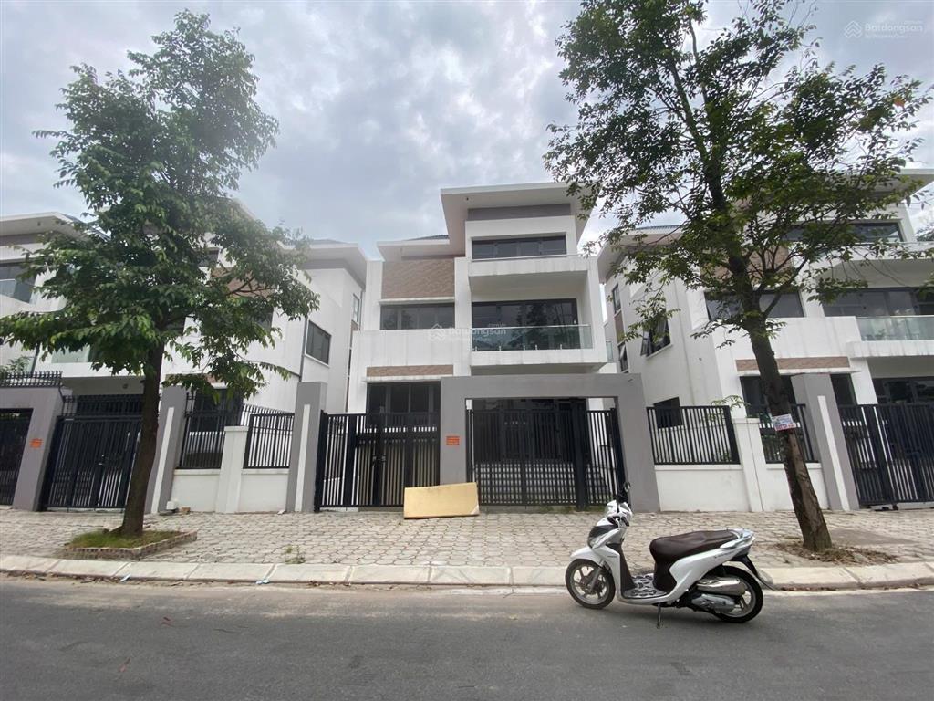 Bán gấp biệt thự tại khu đô thị thanh hà mường thanh, 91 triệu / m2, 200 m2 khu b, không lỗi, đẹp