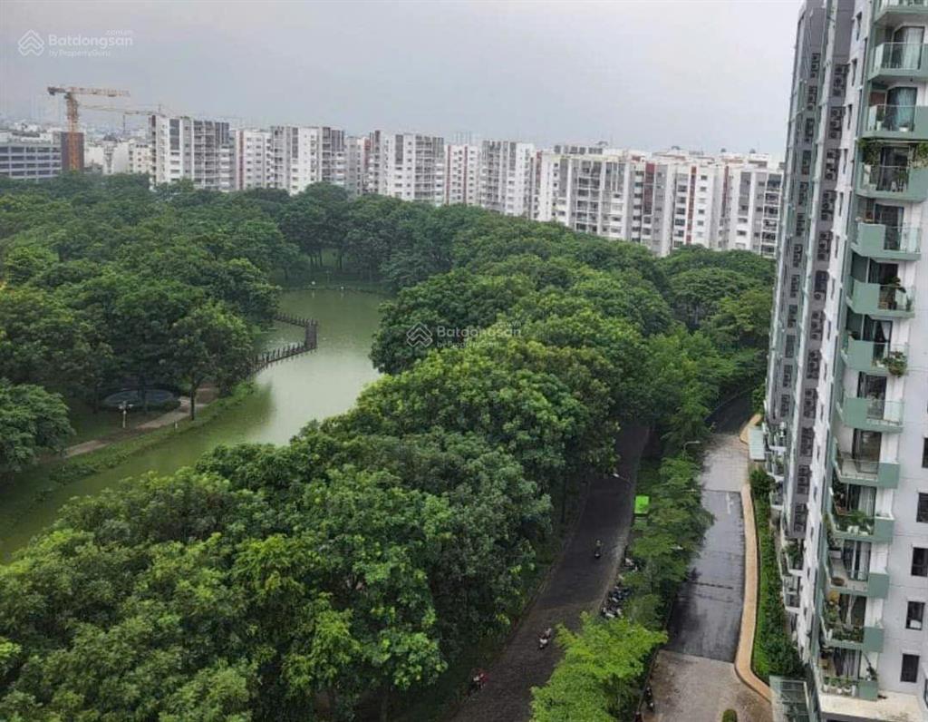 Bán căn emerald 63m2 2pn 1wc, nhà đẹp ở ngay, giá 5.2 tỷ bao hết 0932 791 ***