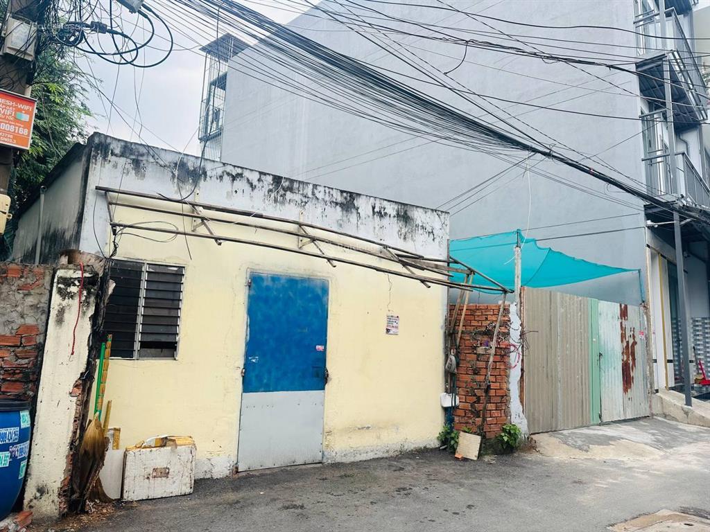 Giảm tiếp còn 8,8 tỷ. bán gấp nhà c4 gần chợ đường 339 phước long b, q9