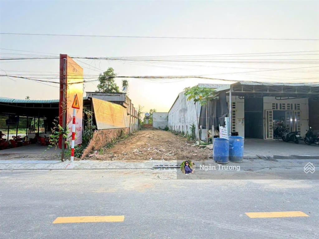 Đất đẹp mặt tiền đường nhựa suối sâu trảng bàng gần kcn trảng bàng 196.6m2 shr giá 845 triệu