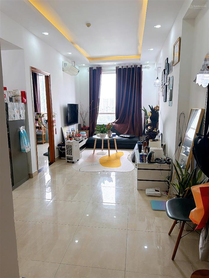 Bán gấp ch 2pn, 2wc, tầng trung, view mát, 65m2 giá 3.4 tỷ bao thuế phí tại the cbd premium home