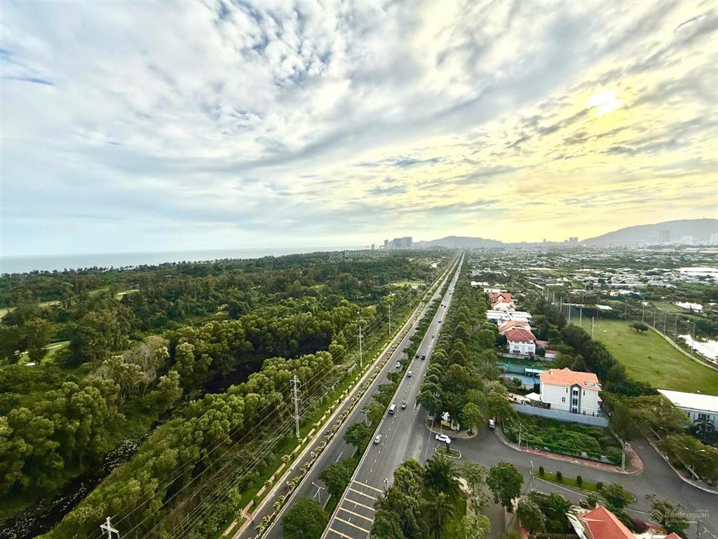 Tôi cần bán nhanh căn hộ cc gateway vũng tàu, 3pn tầng cao view biển đẹp tuyệt vời. 0909 271 ***