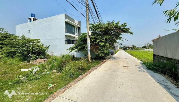Bán gấp lô đất đẹp 130m2 - thị trấn Đức Hòa - Long An - giá đầu tư cho anh chị ạ