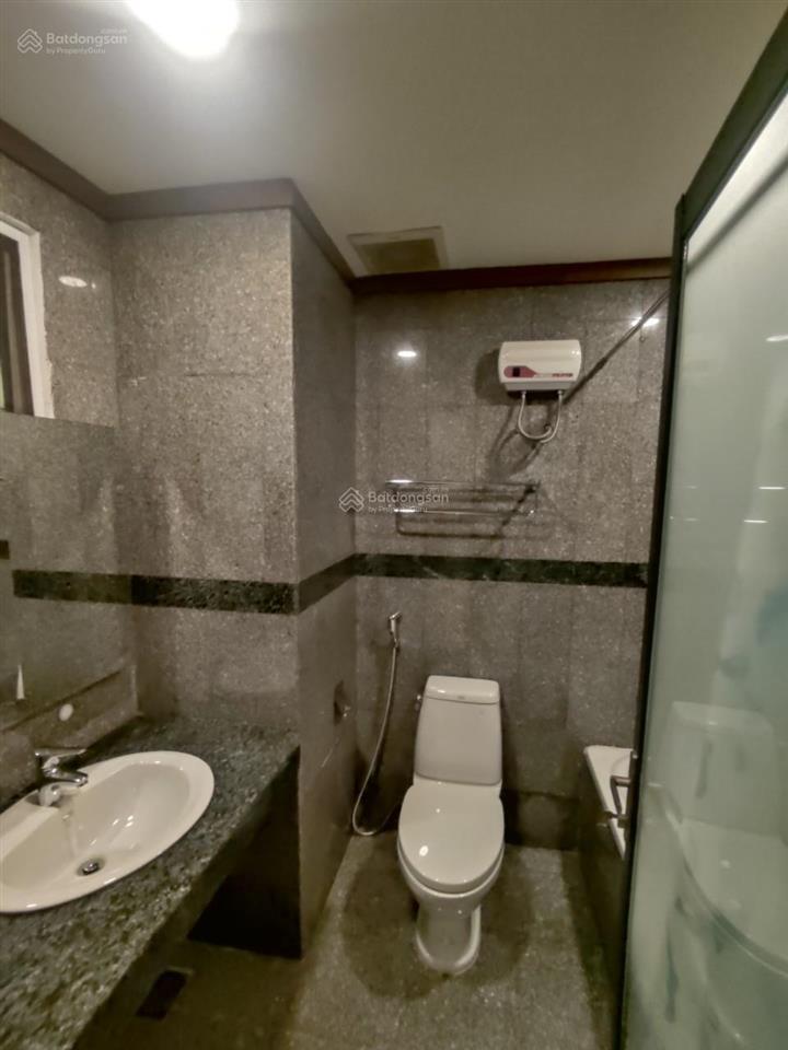 Cần bán căn hộ hoàng anh 2, quận 7, 3pn, 3wc, nhà đẹp, thoáng mát, giá 4,9 tỷ. 0902 597 *** hoa