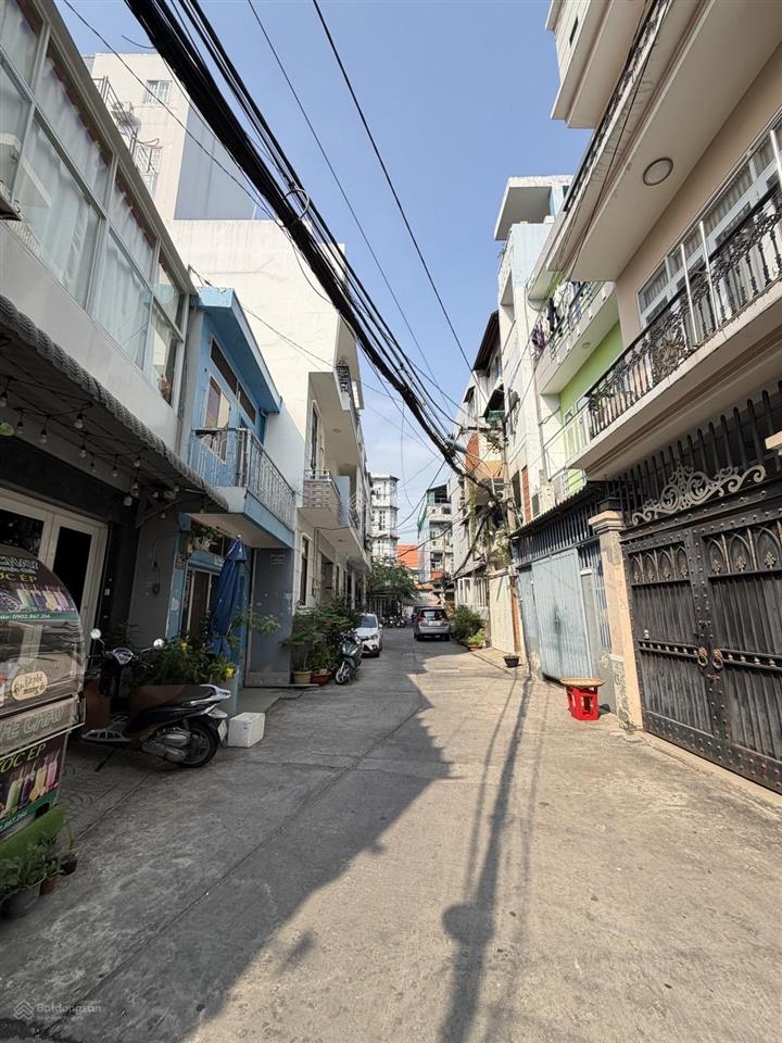 Bán đất tân phú tân hương 4x15m hẻm 5m xe hơi cách mt 50m đất trống tiện xây pháp lý chuẩn