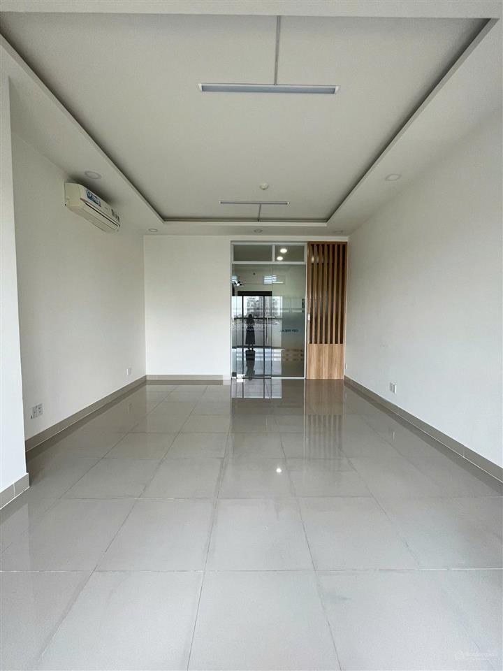 Sổ hồng sẵn, bán nhanh căn officetel the sun avenue giá đầu tư 4,2 tỷ bao hết
