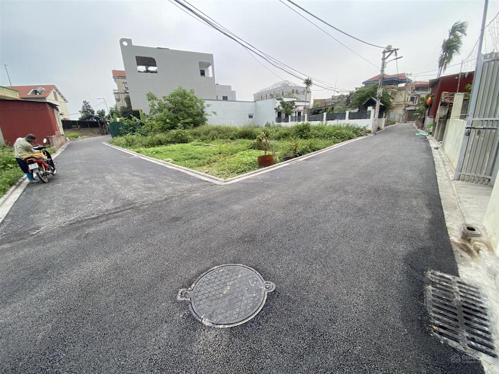 Đất đẹp tổ 9 tt quang minh mê linh hn. dt 66,1m² 100% đất thổ cư mt = hậu 4m