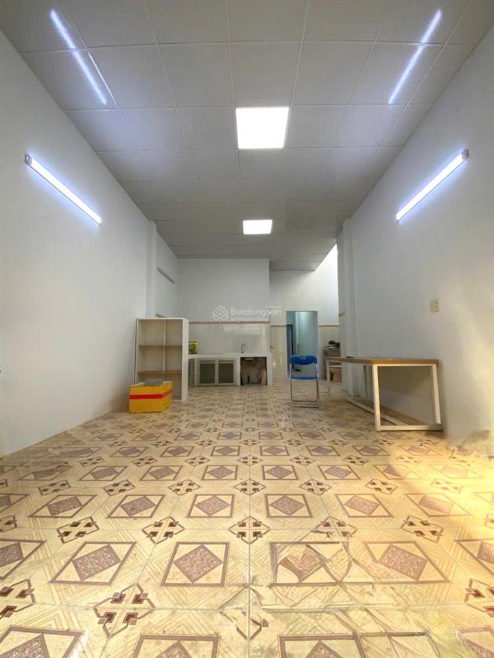 Nhà cấp 4 lê thị bạch cát (4.8x18)m | cách mặt tiền 30m hợp đồng thuê 10 triệu/tháng