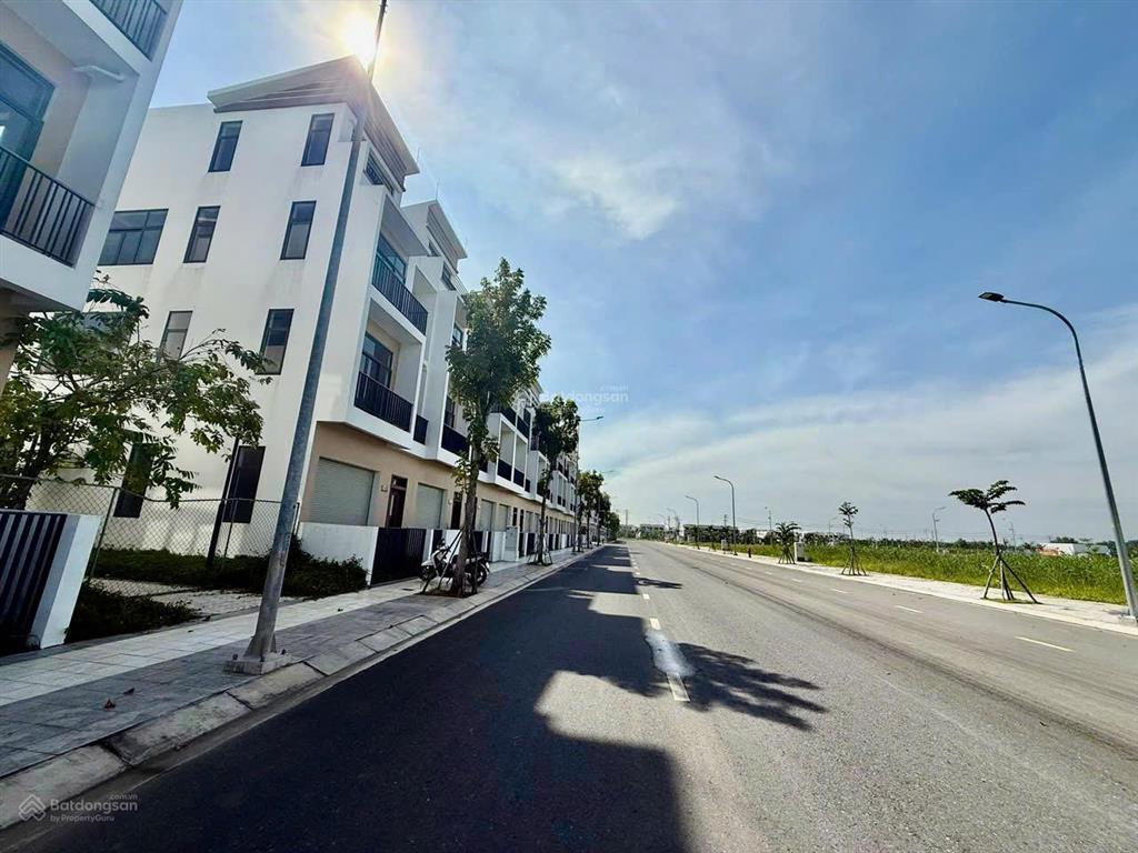 Bán căn biệt thự song lập 200m², ký hiệu abts.02 ngay ven sông công viên cực đẹp