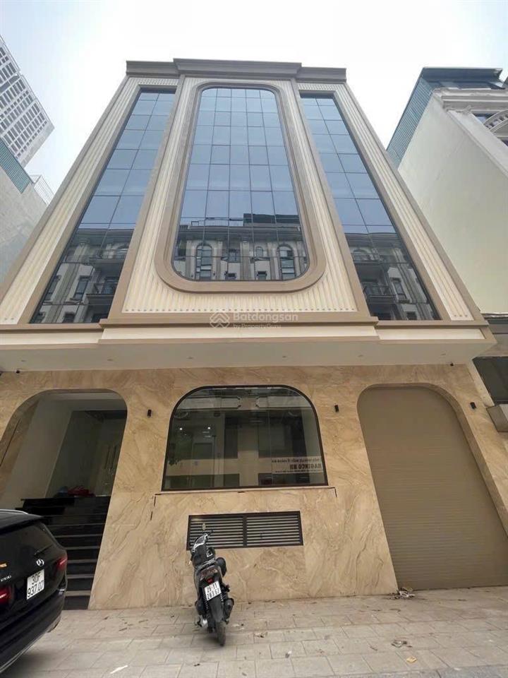 Tòa building trung hòa, dt 105m2 x 8t, 1 hầm, mt 7,4m, thang máy, pccc, vỉa hè đá bóng, dt 205tr