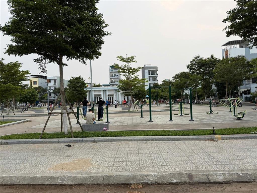 Bán đất đông trà 8 đối diện công viên ngay làng đại 102.8m² xd 7 tầng và giá trị sử dụng cao