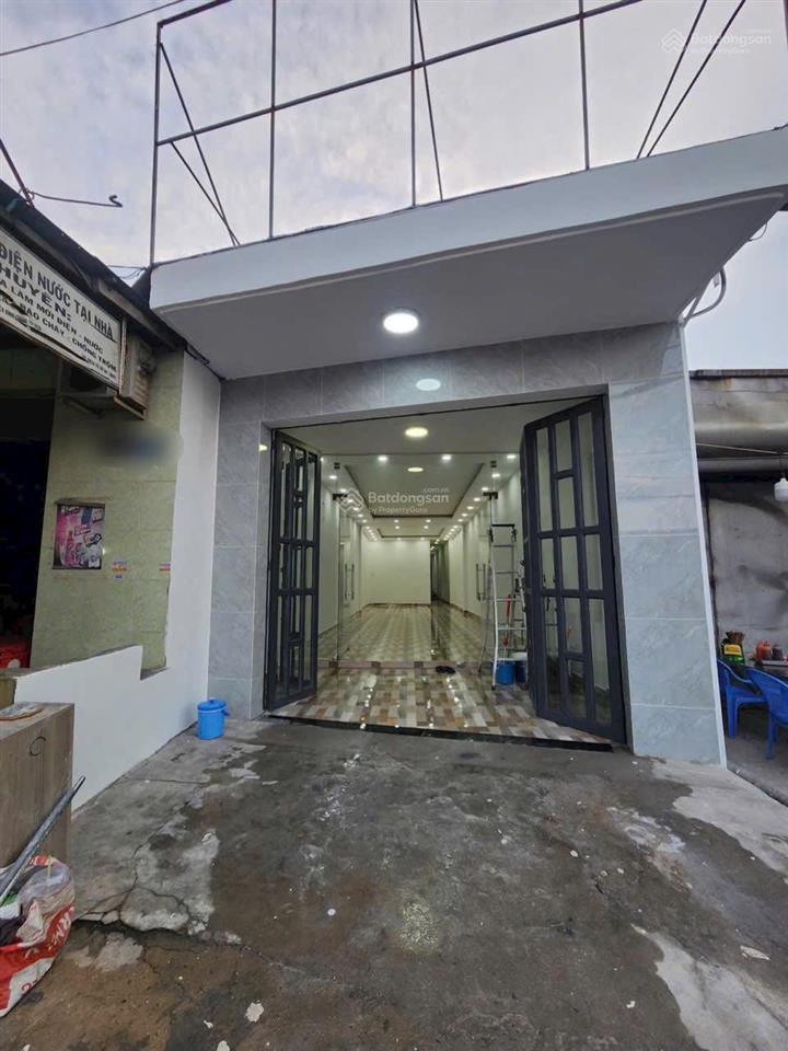 Nhà bán trệt, lửng4,07 x 40dt đất150m24pn mặt tiền kinh doanh quốc lộ 50 xã phong phú. giá8tỷ4
