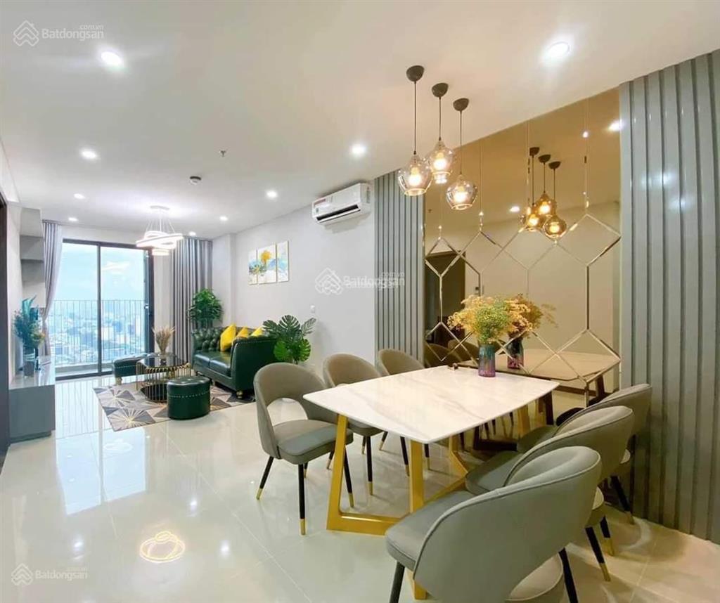 Chính chủ cần bán ch parkson hùng vương, q5, 132m2, 3pn, có suất đậu xe, giá 8.6tỷ, 0903 833 ***