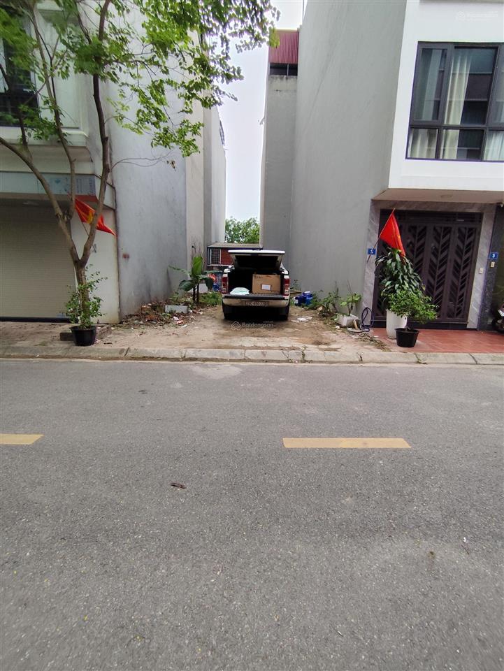 Bán đất tái định cư giang biên, việt hưng, 90m², mt 6m, vỉa hè ô tô tránh, giá chào 22 tỷ còn tl