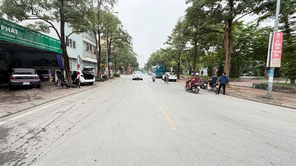Bán đất tái định cư giang biên mặt công viên vươn hoa 90m², mt 5m vỉa hè ôtô tránh giá 23 tỷ có tl