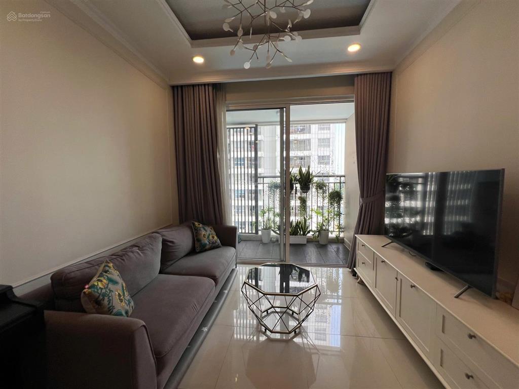 Cần bán căn hộ cao cấp golden mansion cđt novaland 2pn, 2wc giá 6,2 tỷ view sân bay