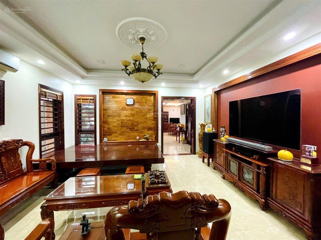Bán siêu phẩm nhà biệt thự ven hồ văn lang, dt 264m². view trực diện nhìn ra cầu vàng