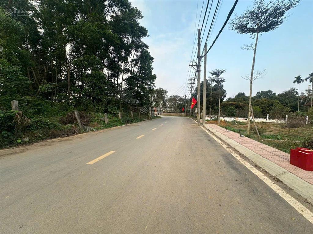 Bán gấp lô 100m2, full thổ cư 100%, cách ql21 chỉ vài phút, gần cnc & đh fpt, chỉ nhỉnh 2 tỷ