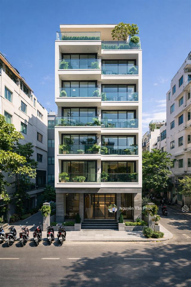 Bán mt hoàng hữu nam, dt 16m*40m=640m2 vuông vức. ctxd 1 hầm 7 tầng. giá rẻ 52.5 tỷ thương lượng.