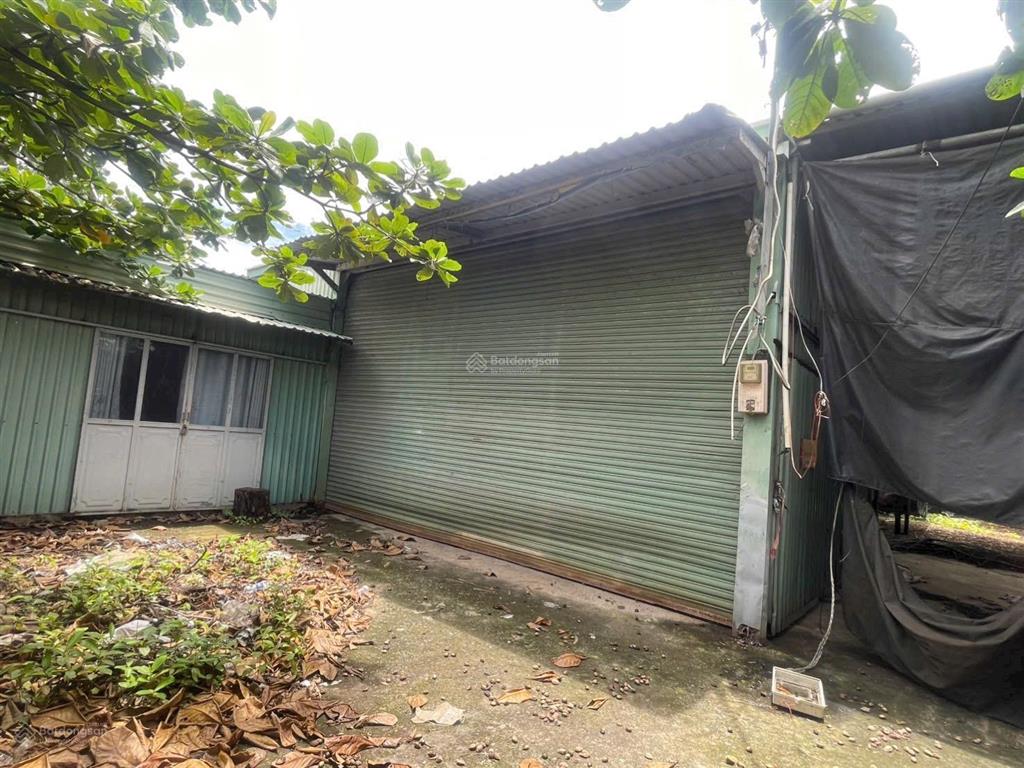Bán kho 403m2 giá 6,5 tỷ cách vòng xoay an lạc 500m