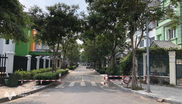 Bán biệt thự An Khang Dương Nội – 200m2, mặt tiền 9m, 5 tầng thang máy có hầm
