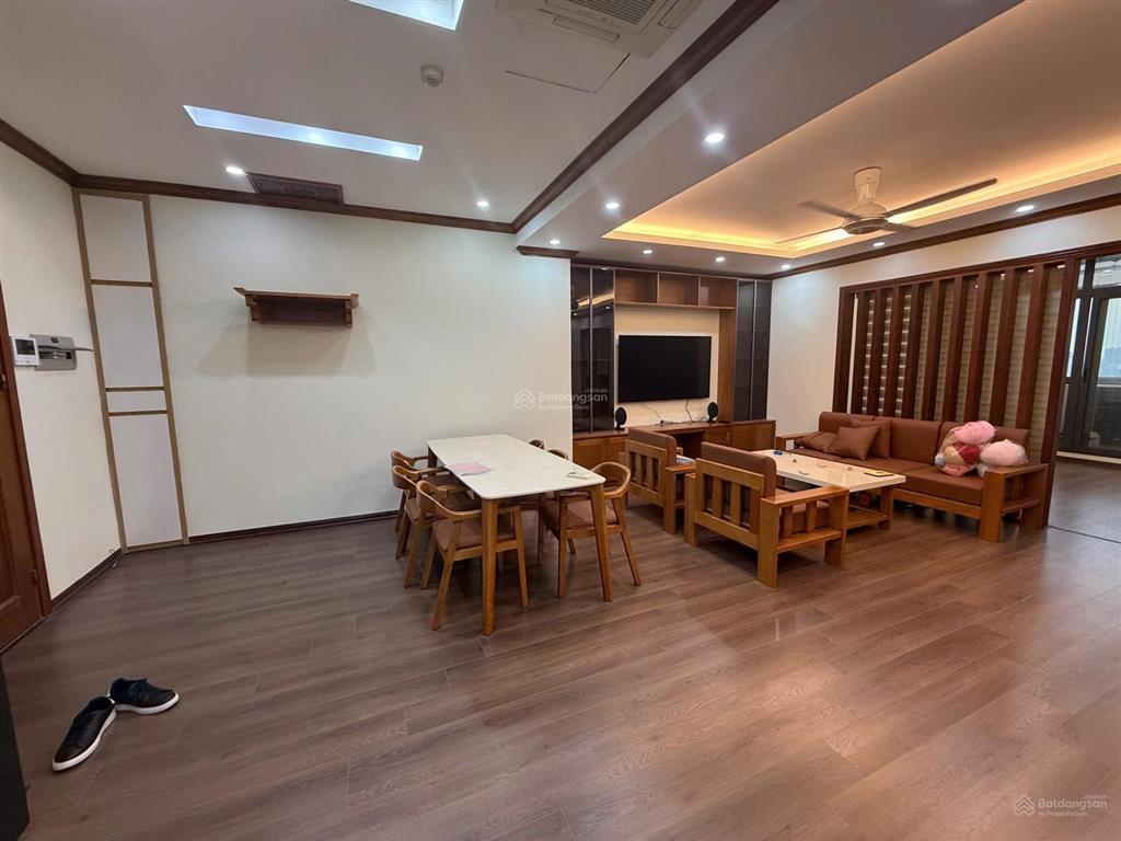 Chính chủ cần bán! chung cư 86m2 bc đông nam