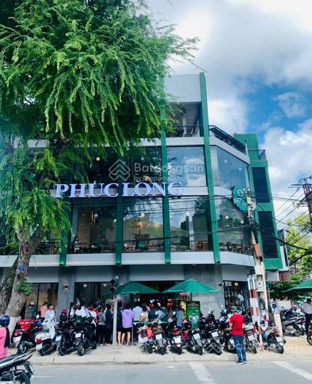 Bán nhà khu k300 bề ngang cực lớn hiếm dt 10x21m 5 tầng hđt 150tr giá 32 tỷ