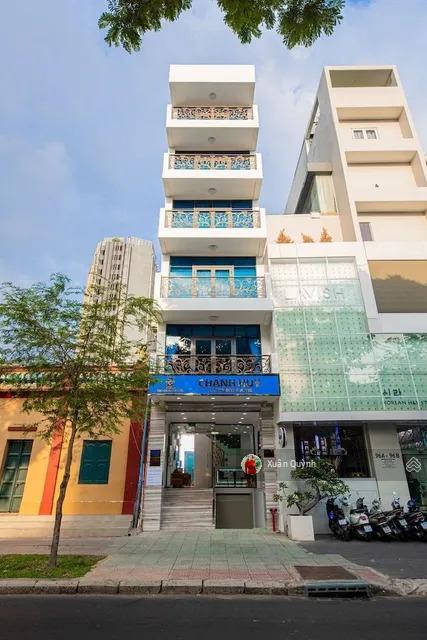 Mặt tiền kinh doanh phường bến thành quận 1 kết cấu 5 tầng kiên cố 65m2 hđt 75 triệu/tháng