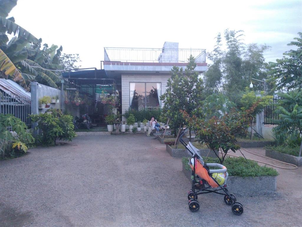 Bán nhà vườn đẹp 400m2 có 200m2 đất ở gần quốc lộ 14b view thoáng mát
