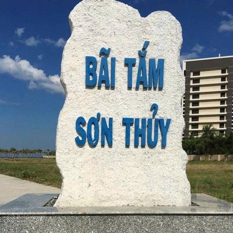 Bán nhanh cặp vip trần quốc hoàn biển sơn thủy, đường 15m, thông biển, giá tốt thị trường