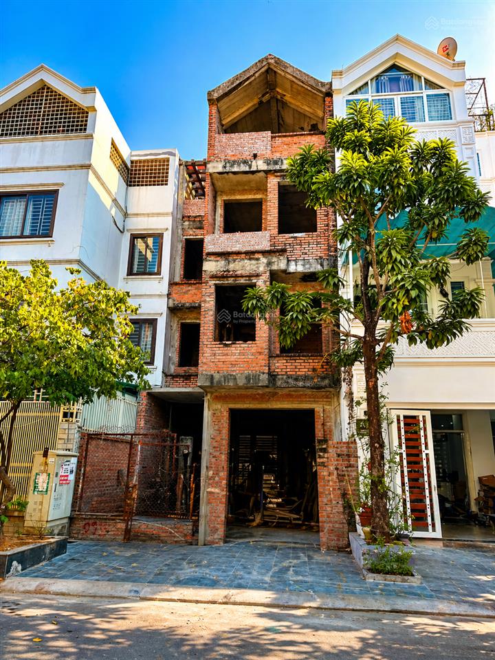 Siêu phẩm biệt thự nhà vườn việt hưng căn duy nhất còn sót lại dt 120m² mt 6m 4 tầng xây thô