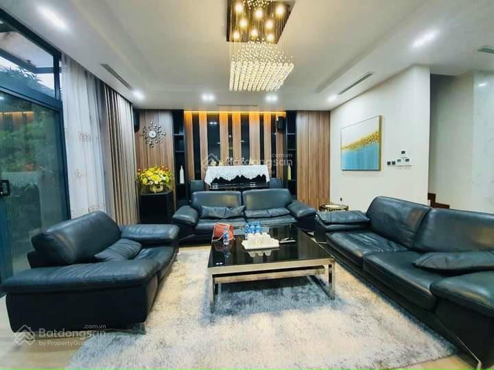 Bán cc tại thành công tower 57 láng hạ, 177m2, 3pn + 3wc giá 80 tr/m2