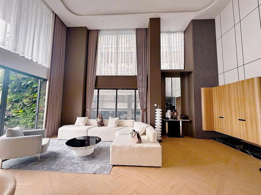Độc nhất! duplex full nội thất mới 100% trần cao 6.5m diện tích 210m2 giá bán chỉ 15.5 tỷ