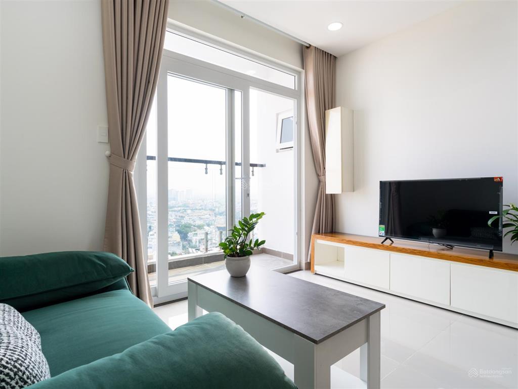 Bán căn hộ 2pn 1wc 51m2 tầng thấp view đẹp giá 2,590 tỷ bao gồm các chi phí. 0907 174 ***