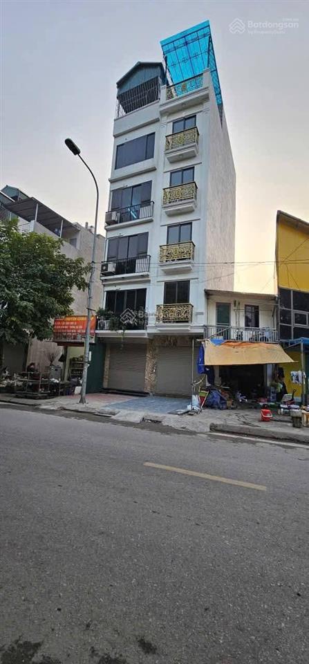 Bán đất phân lô vỉa hè ô tô tránh, kinh doanh, ngọc hồi 30 m², giá 5.8 tỷ. đường 6m, vỉa hè 3m.