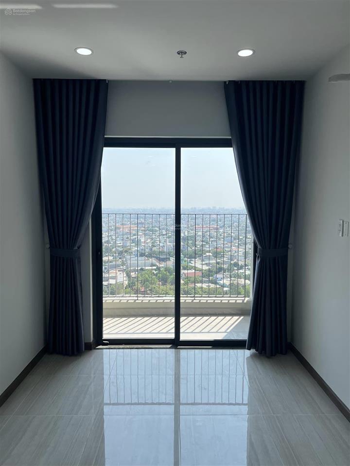 Căn góc giá hời bcons sala chuyển công tác chủ cần bán nhanh 2,050 tỷ /56 m2 xem nhà