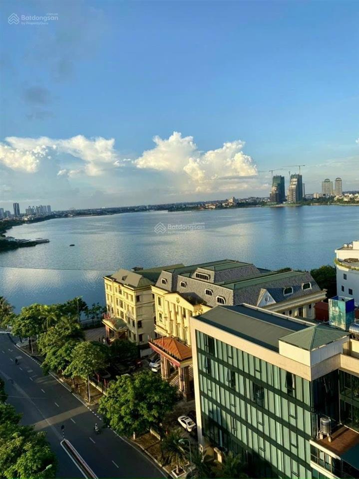 Cc watermark 395 lạc long quân, 107m2, căn hoa hậu 2 phòng ngủ vuông đẹp, 2 wc, view thẳng hồ tây