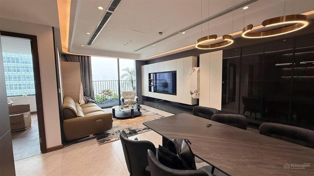Cần bán căn hộ tòa n01t4 ngoại giao đoàn 122m² căn góc view đẹp ở ngay 3n2vs giá 17,1 tỷ
