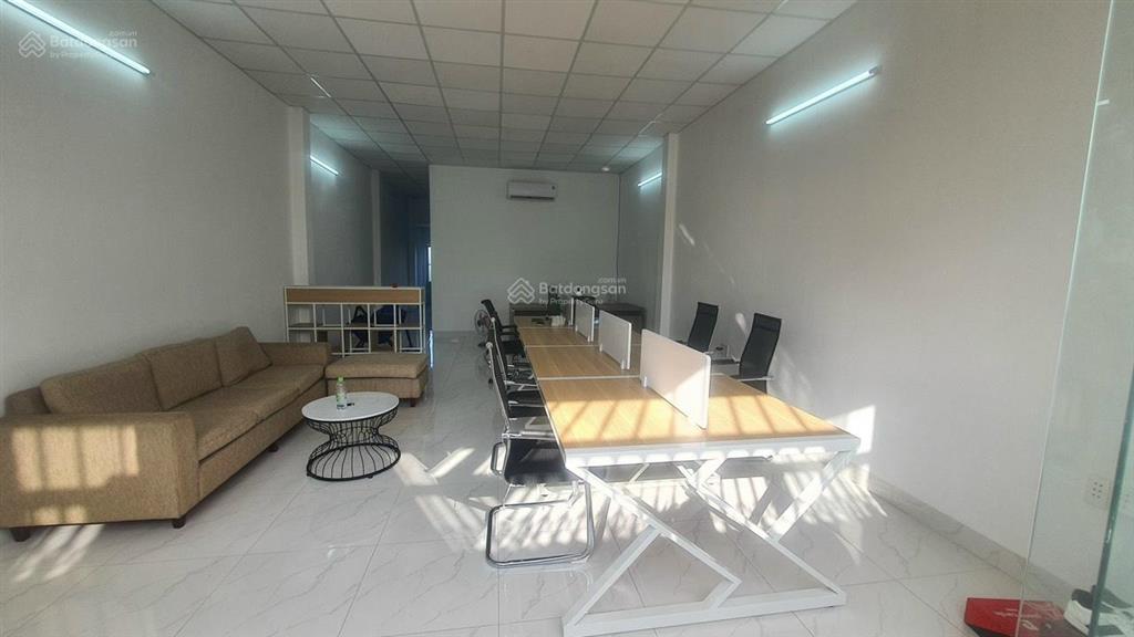 Bán căn nhà mặt tiền 20m đường số 3, ngay đường chính vào kdc bộ công an, nhà bè