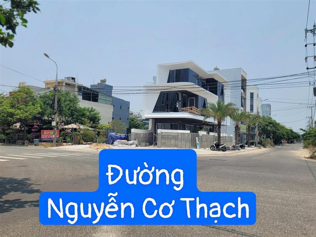 Bán cặp đất mặt tiền nguyễn cơ thạch biển sơn thủy, dt khủng, nổi bật trên tuyến đường