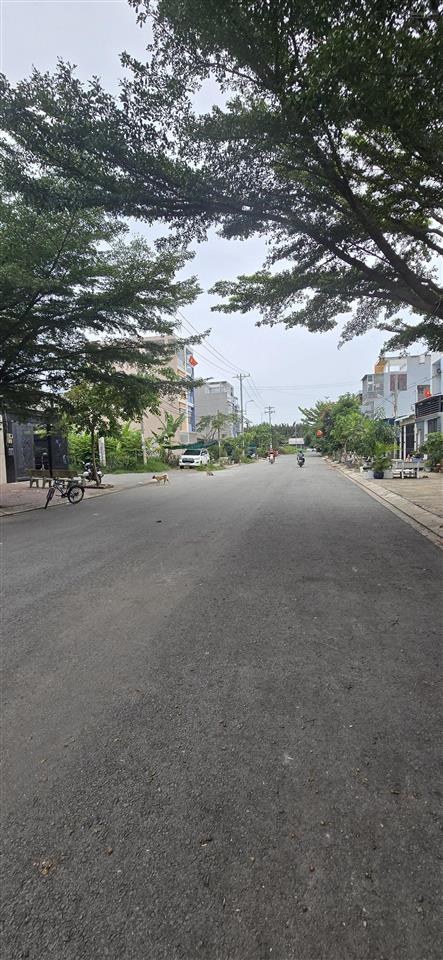 Chỉ 3,68 tỷ sở hữu lô đất vị trí đẹp 160m2(8x20) mt đường 10m nhánh nguyễn văn tạo long thới nhà bè