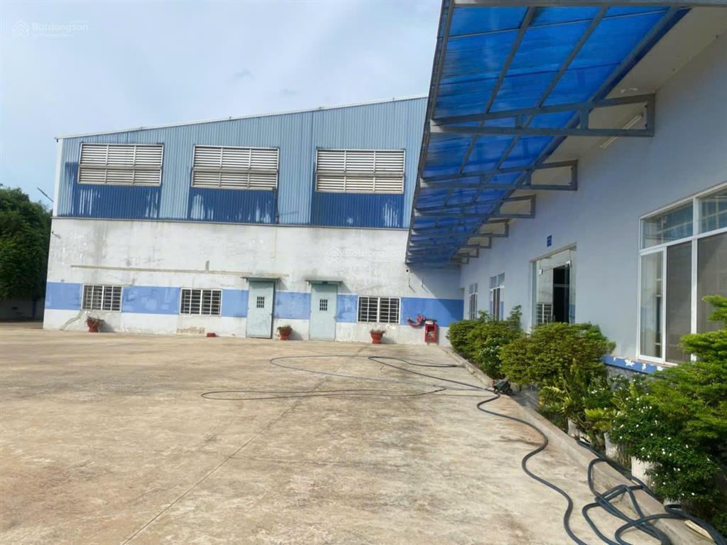 Bán nhà xưởng 7.489,2m2 skc, pccc tự động, giá thương lượng 0978 627 *** mr thái