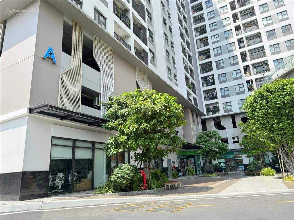 * the privia căn góc 02 pn (69m²) giá 4,55 tỷ sổ sẵn có loga & ban công