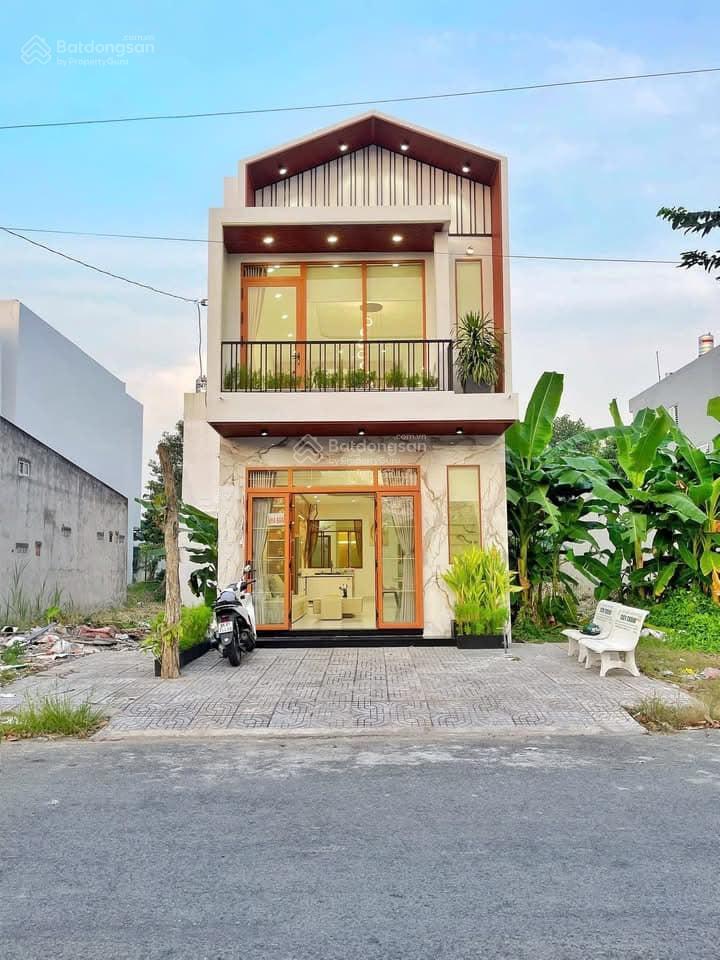 Bán gấp căn nhà 1t1l 70m2 ngay trạm dừng chân thành công cách kcn tân bình 1km giá 1,365 tỷ