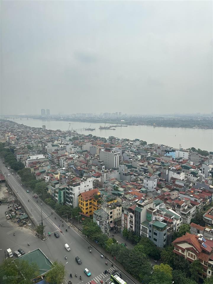 Hiếm! cả toà có 36 căn cả năm có 1 người bán, dt 145m2 3pn 2 wc, view sông hồng