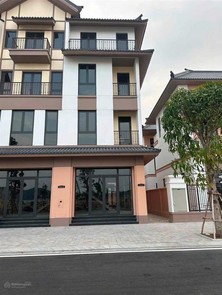 Bán căn liền kề xẻ khe gần biển 50m vinhomes pearl bay nha trang giá tốt thị trường